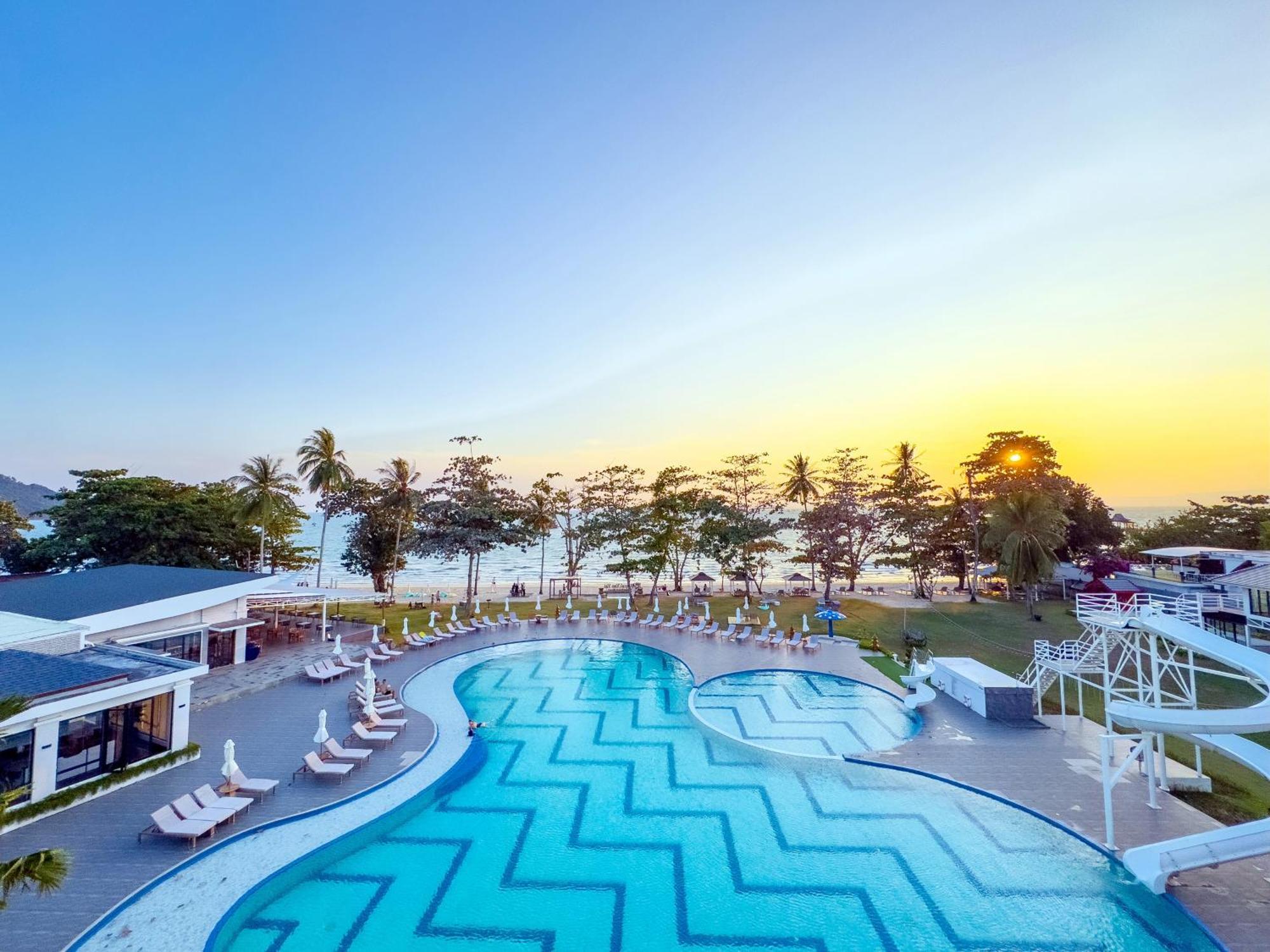Royal Yao Yai Island Beach Resort Ko Yao Exterior foto